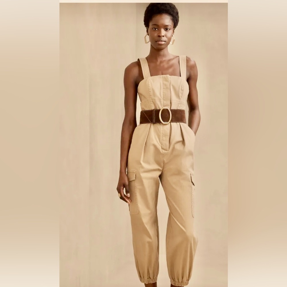NWT Banana Republic Cargo Jumpsuit Button Front size 4